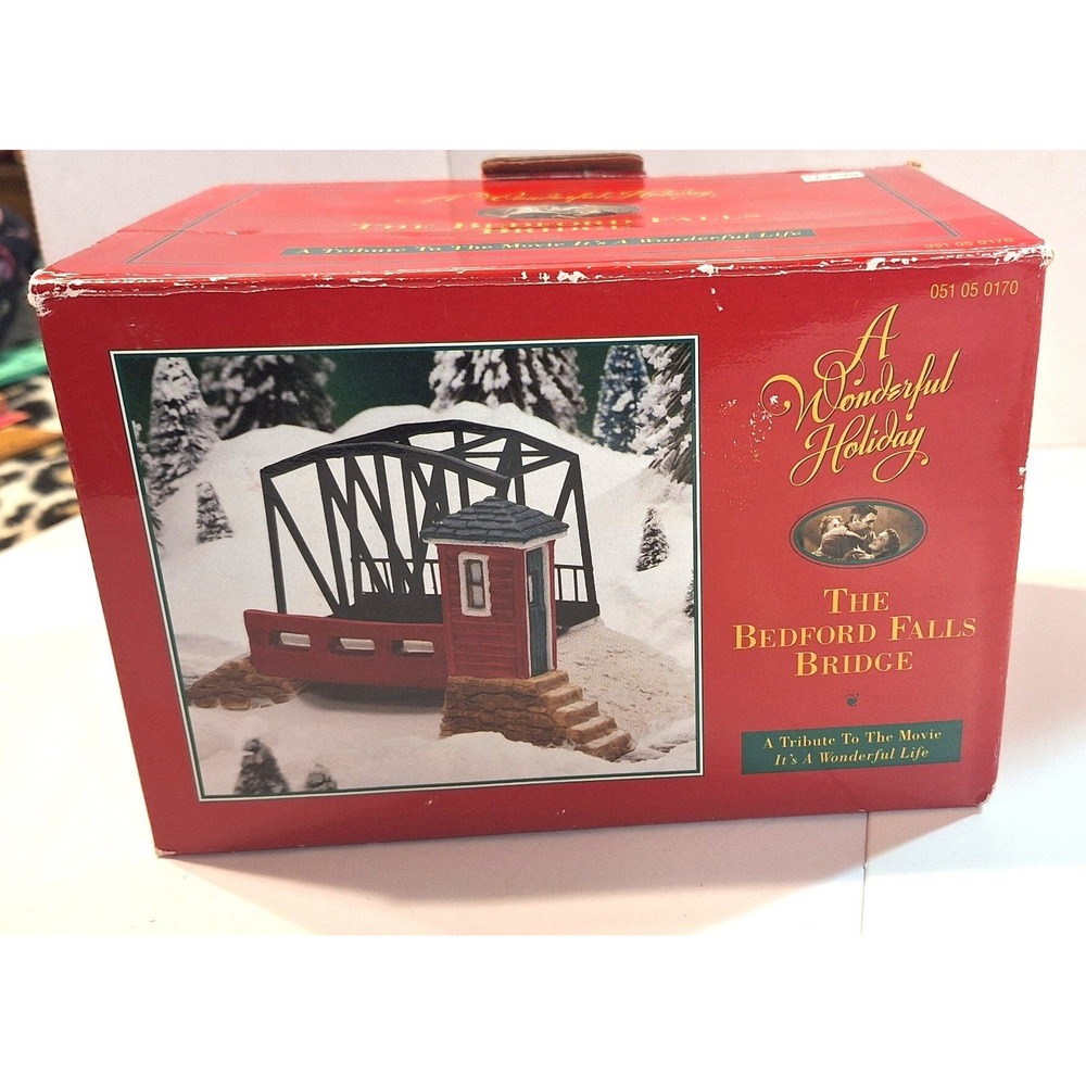 Its a Wonderful Life Bedford Falls Bridge Village Porcelain 1996 DHC 051 05 0170 - Picture 6 of 6